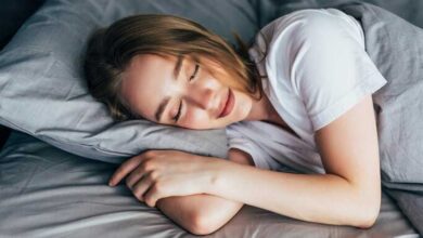 چرا خواب کافی برای سلامتی شما ضروری است؟